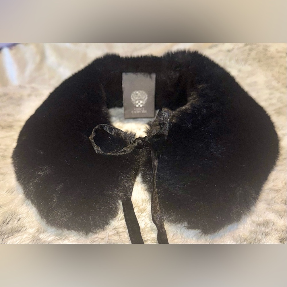 Vince Camuto faux fur Collar or cape / sweater / jacket topper